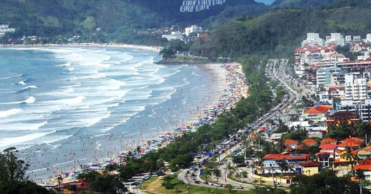 Pesquisa registra aumento de 20% no movimento de veículos nas estradas da região; ambulantes comemoram trabalho intenso nas praias