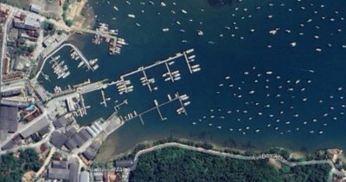 Justiça determina demolição de estruturas de marina em praia de Ubatuba