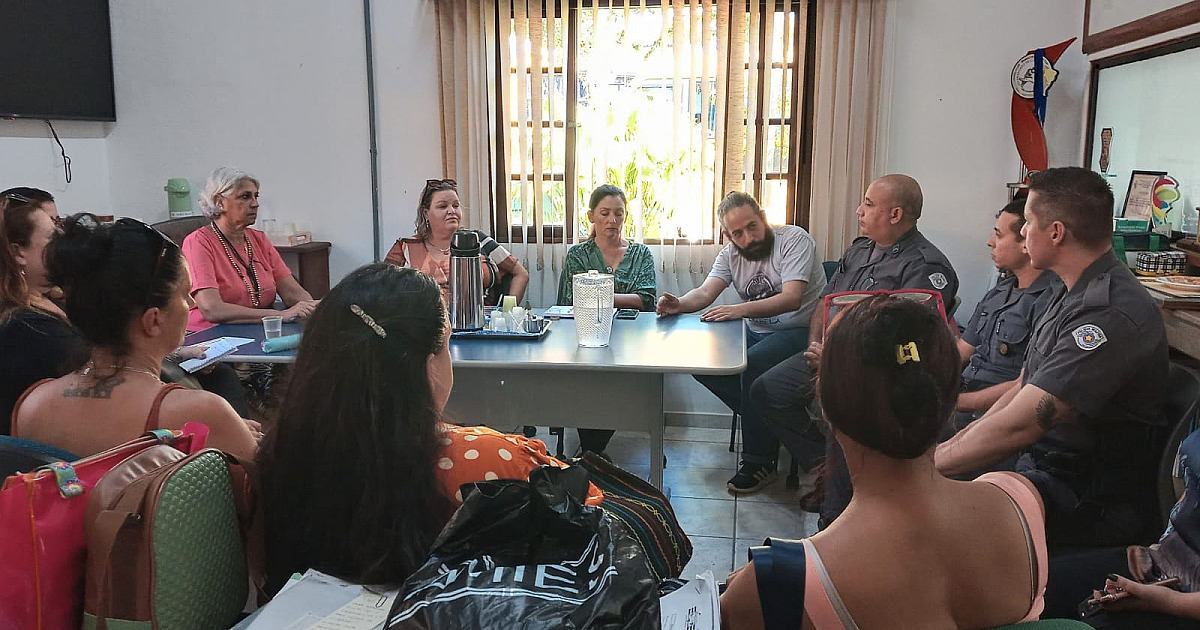Prefeitura e Polícia Militar articulam ação para escolas livres de violência e de drogas em Ilhabela