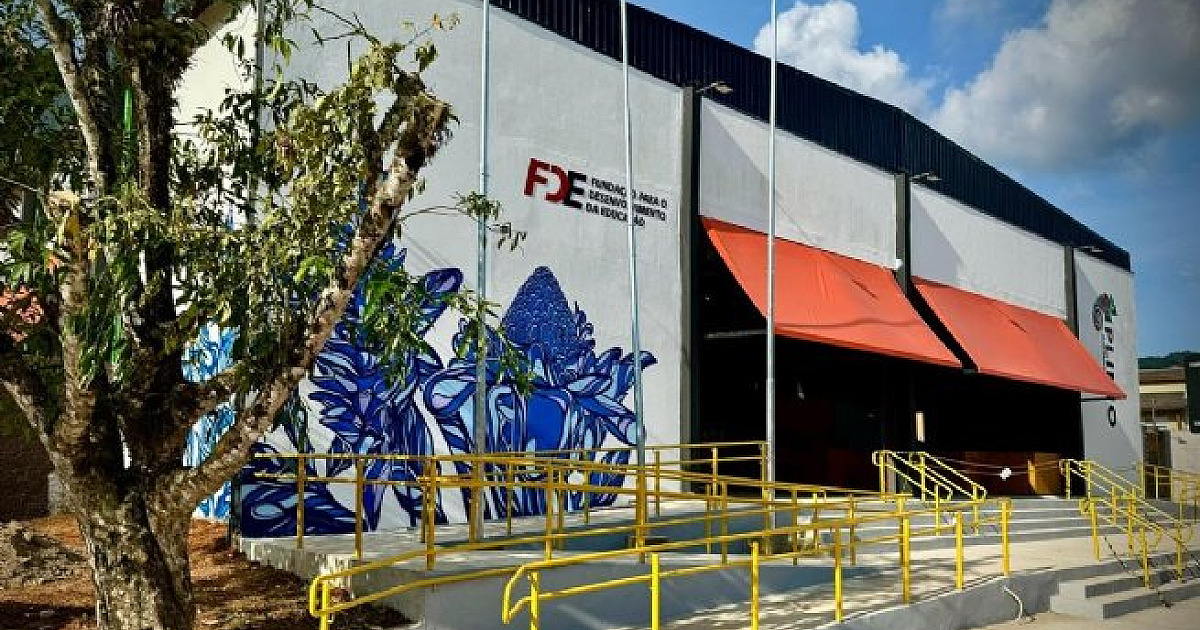 Tarcísio e Felipe Augusto inauguram novo prédio da E.E. Plínio, em Juquehy