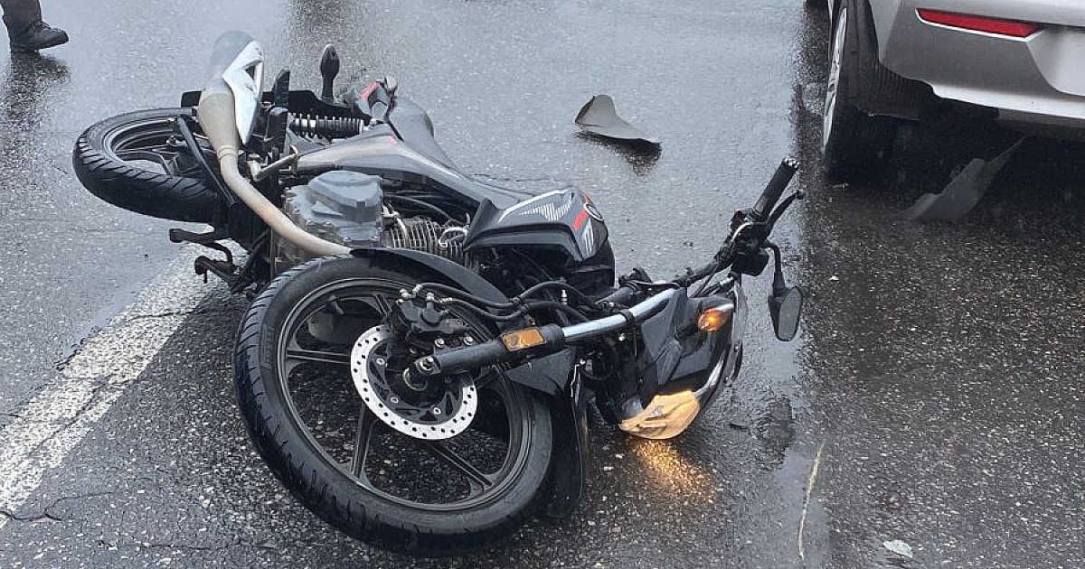 Acidente grave e mau tempo pedem paciência do motorista em Caraguatatuba