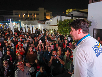 Neto Bota e Dr. José Ernesto lançam candidatura a prefeito e vice de Caraguatatuba