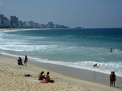 Senado retoma debate de PEC que pode privatizar praias