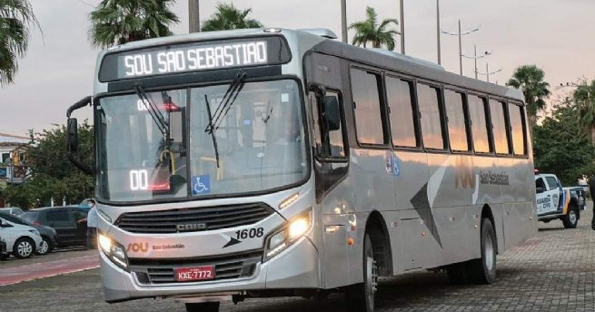 VÍDEO: Transporte em São Sebastião é normalizado após protesto por atraso no 13º salário