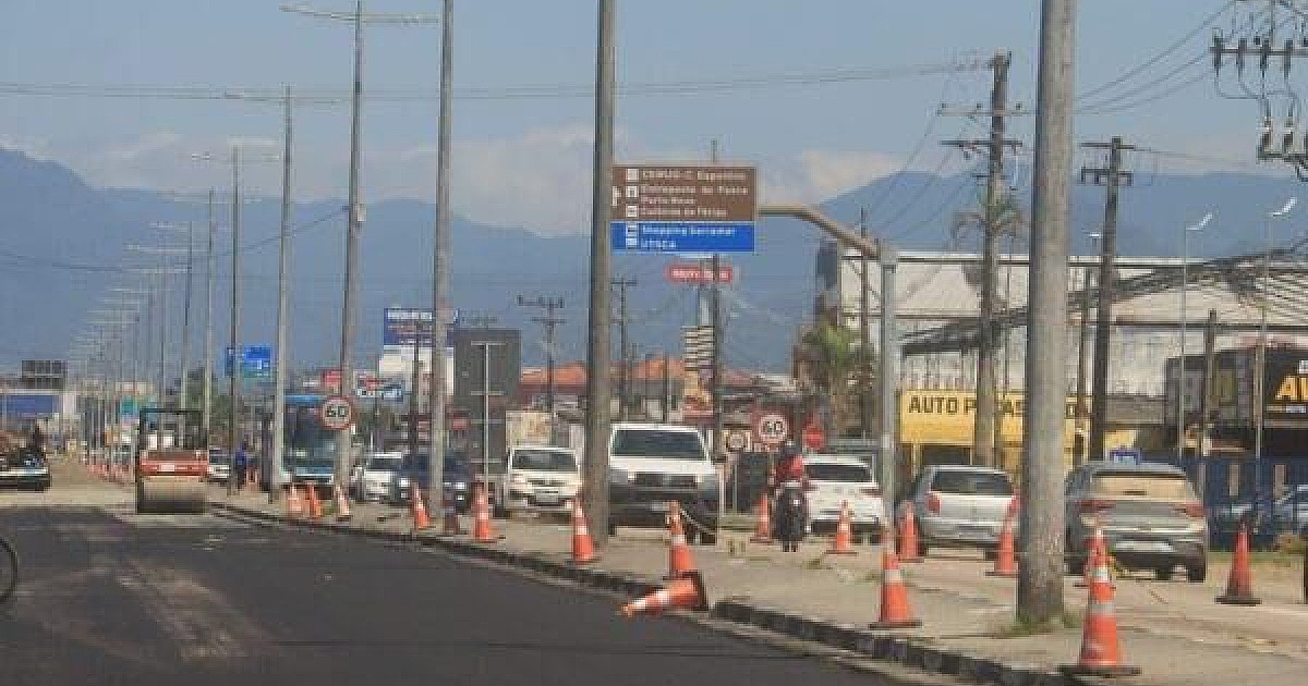 Obras na Rio-Santos em Caraguá avançam, mas motorista ainda precisa fugir dos congestionamentos
