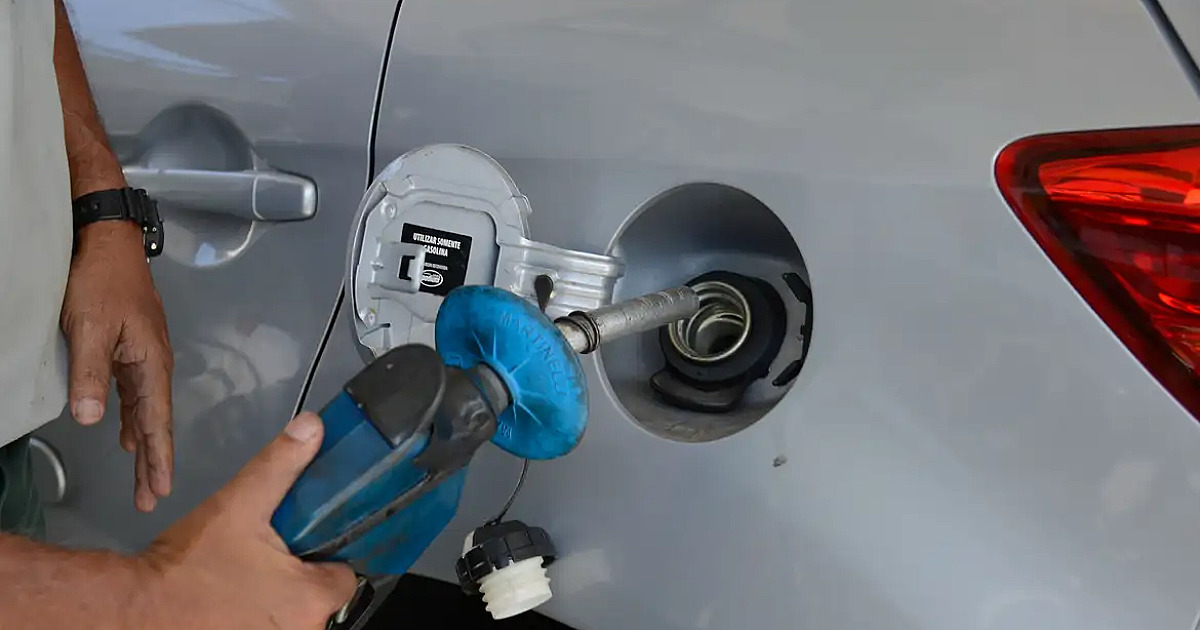 Petrobras anuncia aumento da gasolina e do gás de cozinha