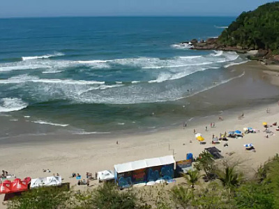 Mulher encontrada morta no mar em Ubatuba é reconhecida pelo filho