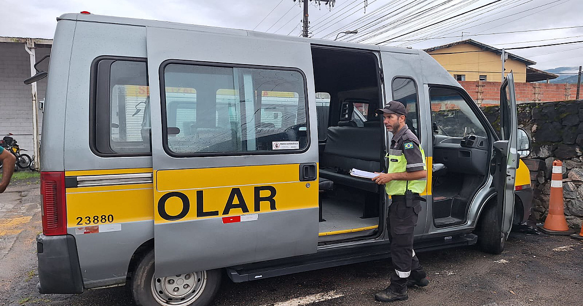 Secretaria de Mobilidade Urbana alerta para contratação de transporte escolar regularizado