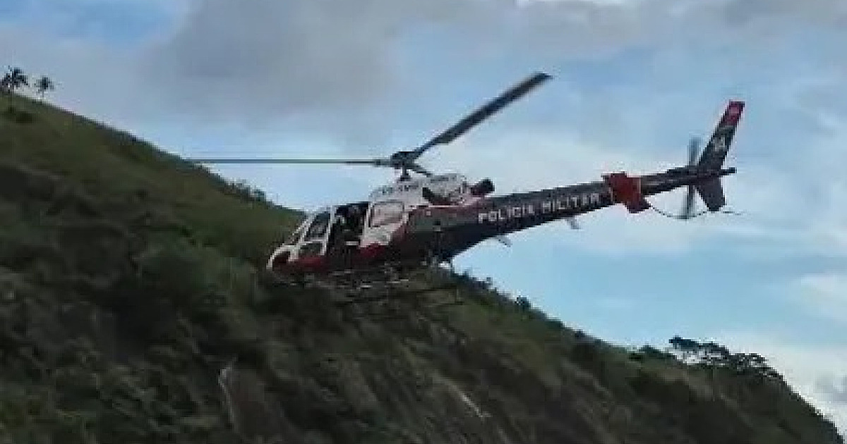 VÍDEO: Resgate de família após afogamento mobiliza helicóptero da PM em Ilhabela