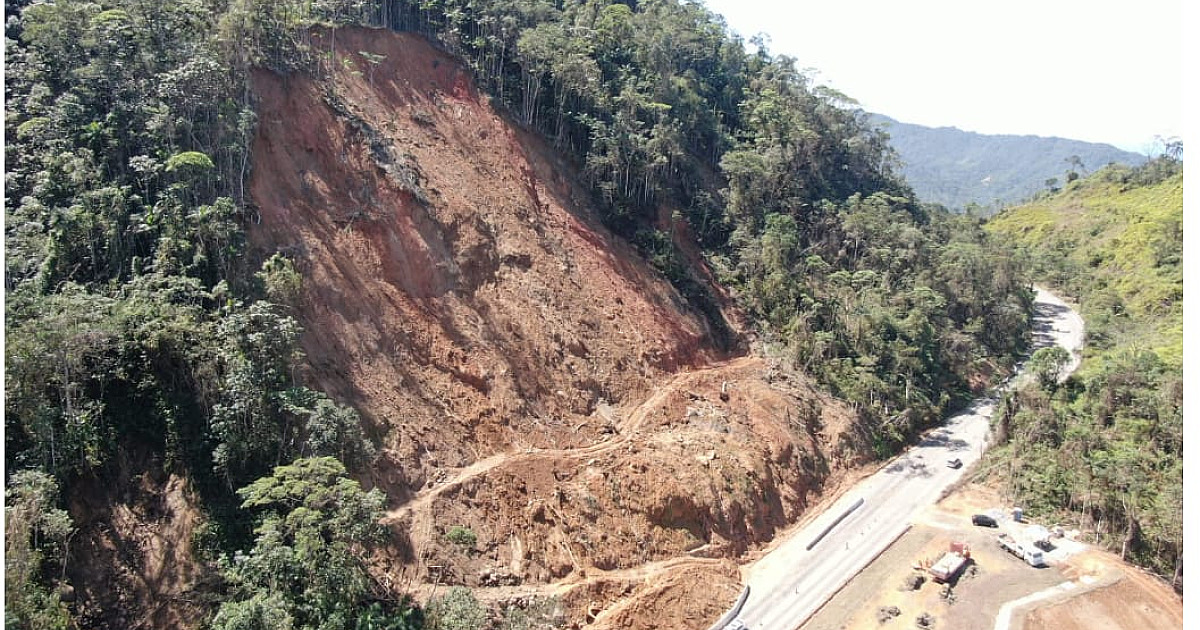 CCR Rio-SP abre nova frente de trabalho e executa melhorias na BR-101 em Ubatuba