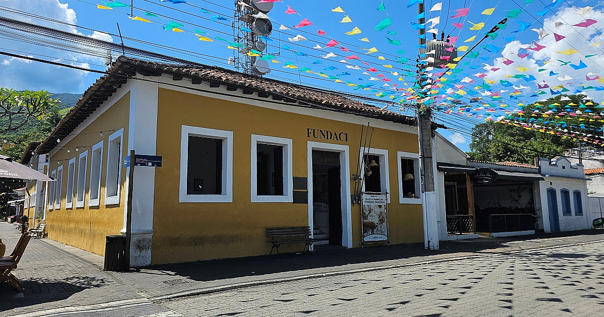 Exposição “Canoa Caiçara” celebra a cultura tradicional em Ilhabela e terá exibição de documentário na 12ª FLAI