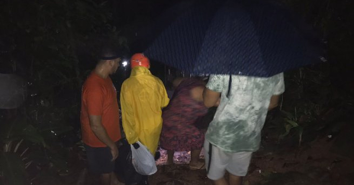 Três famílias de Toque-Toque Pequeno são removidas de casas após risco de escorregamento de terra