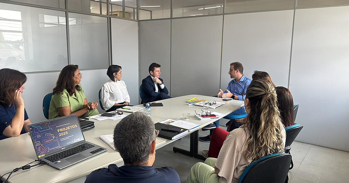 Caraguatatuba assina acordo de cooperação com Parceiros da Educação para fortalecer aprendizagem nas escolas municipais