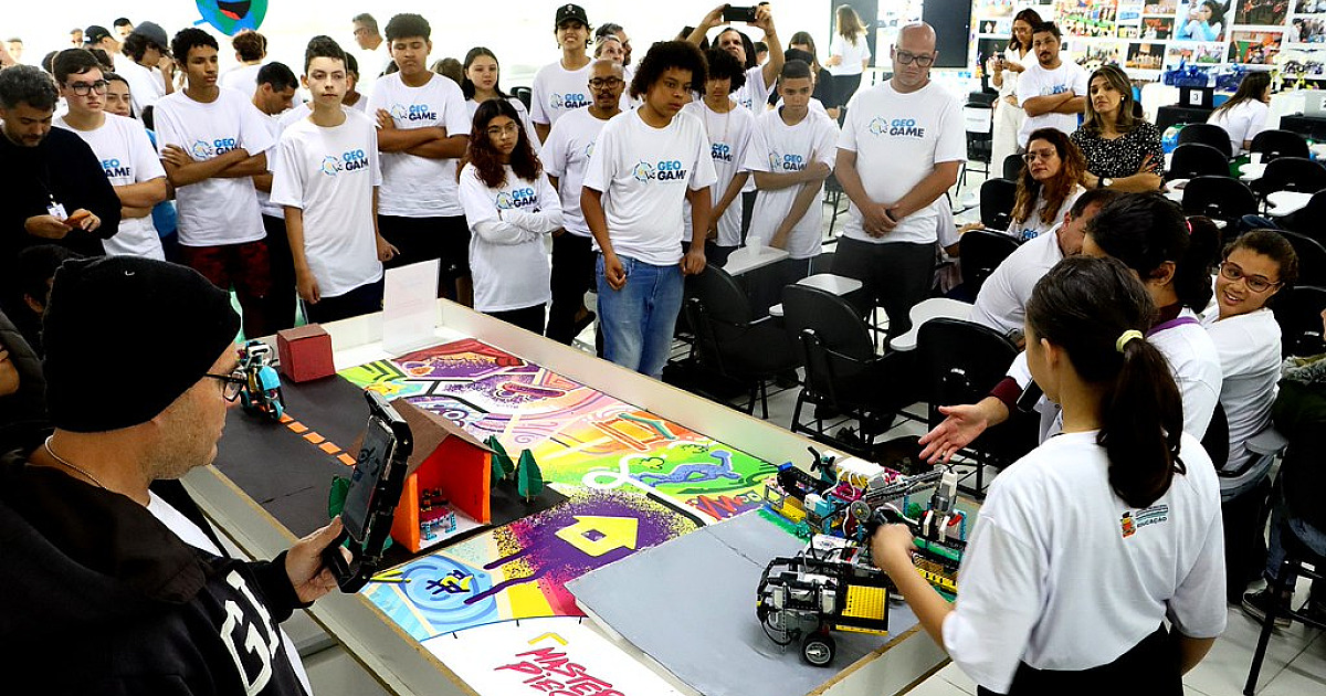 Final do projeto de Robótica e Geogame destaca tecnologia, criatividade e protagonismo estudantil em Caraguatatuba