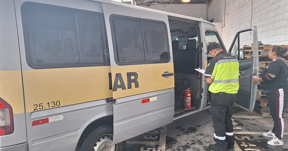 Caraguatatuba alerta sobre cuidados ao contratar serviço de transporte escolar