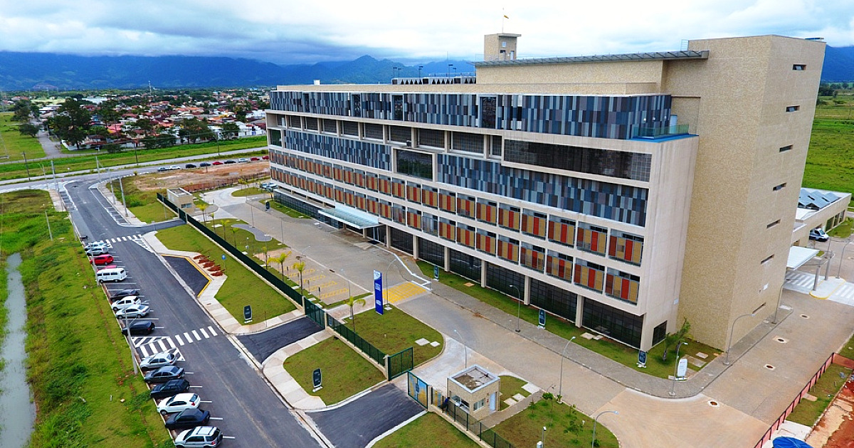 Hospital em Caraguá lança processo seletivo com salários de até R$ 12 mil reais