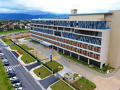 Hospital em Caraguá lança processo seletivo com salários de até R$ 12 mil reais