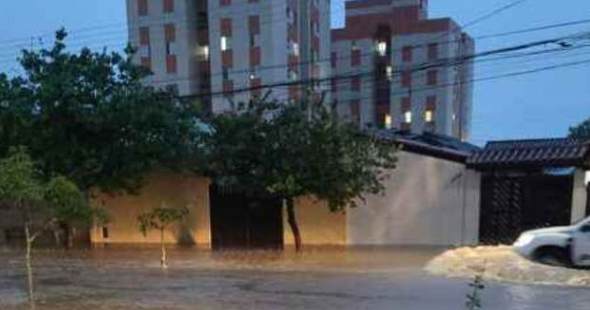 Temporal no Litoral Norte causa falta de água em Caraguá