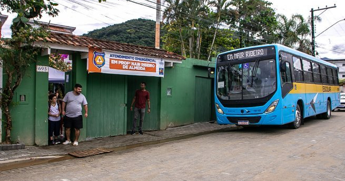 Prefeitura de São Sebastião muda rota do transporte escolar para atender alunos abrigados em pousadas