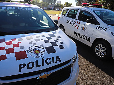 PM prende dois suspeitos mais de 270 porções de cocaína, crack e maconha em Ubatuba