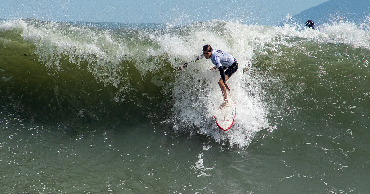 6º Paúba Super Tubos reúne grandes nomes do surfe e promete altas ondas nesta sexta-feira