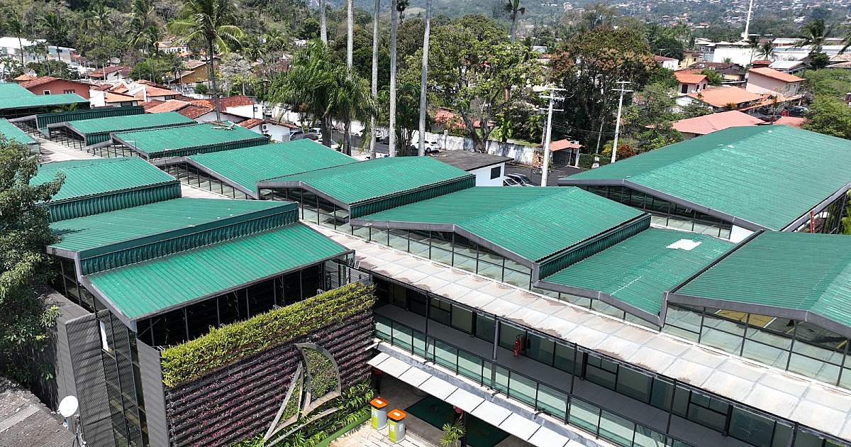Prefeitura de Ilhabela alerta sobre imóveis em leilão e reforça oportunidade de regularização pelo REFIM 2025