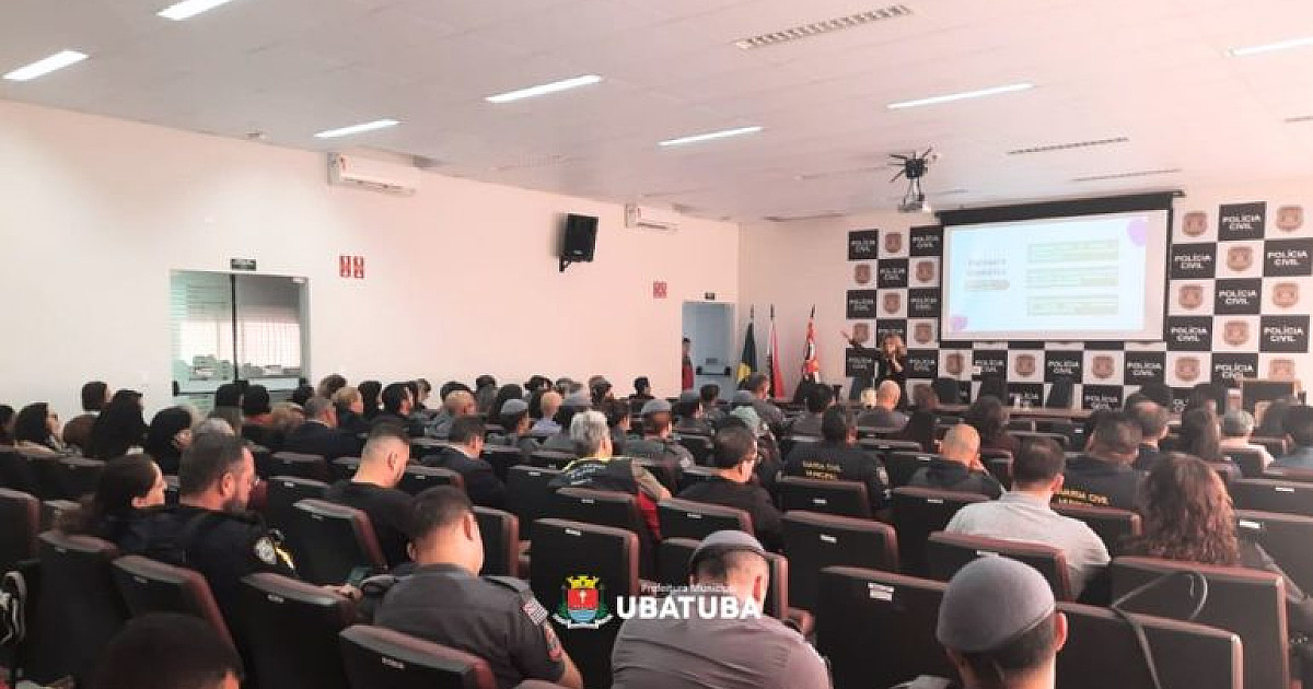 GCM de Ubatuba participa de seminário sobre Agosto Lilás