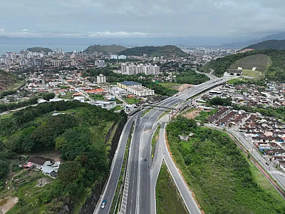 Obras na Tamoios reduzem viagem em 29 min e mudam rotina de moradores