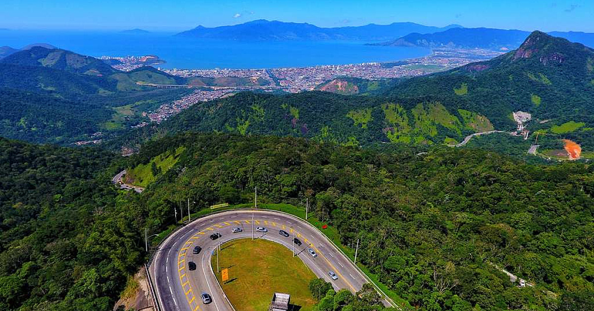 Rodovia dos Tamoios deve receber 242 mil veículos e contará com operação para o Ano Novo