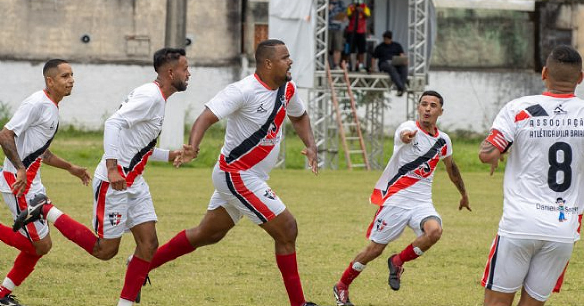 Finais das três divisões do Campeonato Municipal de Futebol tem clássicos e promete jogos disputados no domingo