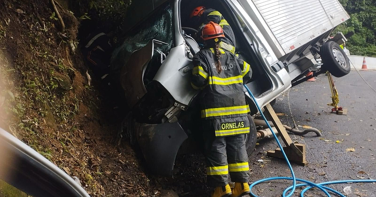 Oito ficam feridos em acidentes de trânsito na Oswaldo Cruz na última semana