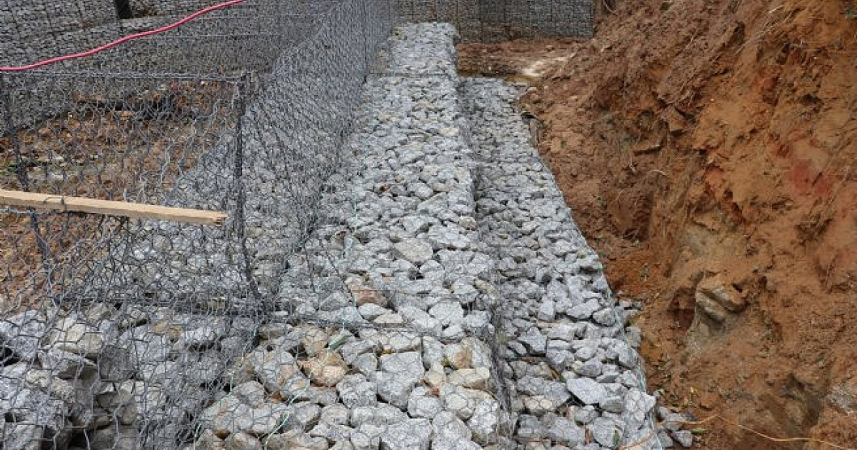 Prefeitura de São Sebastião inicia obra de contenção e drenagem na Vila Queiroz Galvão/Esquimó, em Juquehy