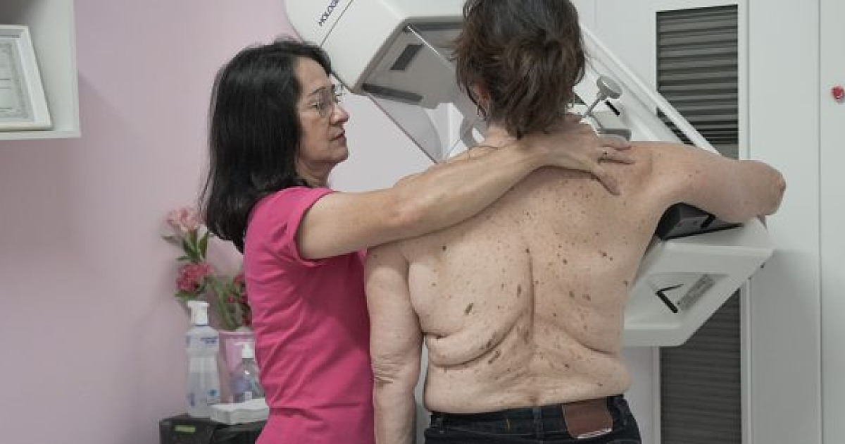 Outubro Rosa promove cuidado integral à saúde da mulher em Caraguatatuba