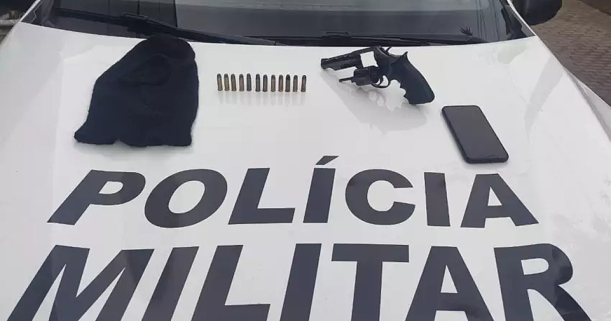 Jovem é preso portando arma em corrida de aplicativo em Ubatuba