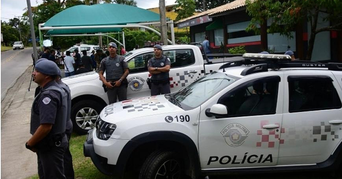 Para manter Ilhabela a cidade mais segura do LN, Colucci entrega base da PM na Feiticeira