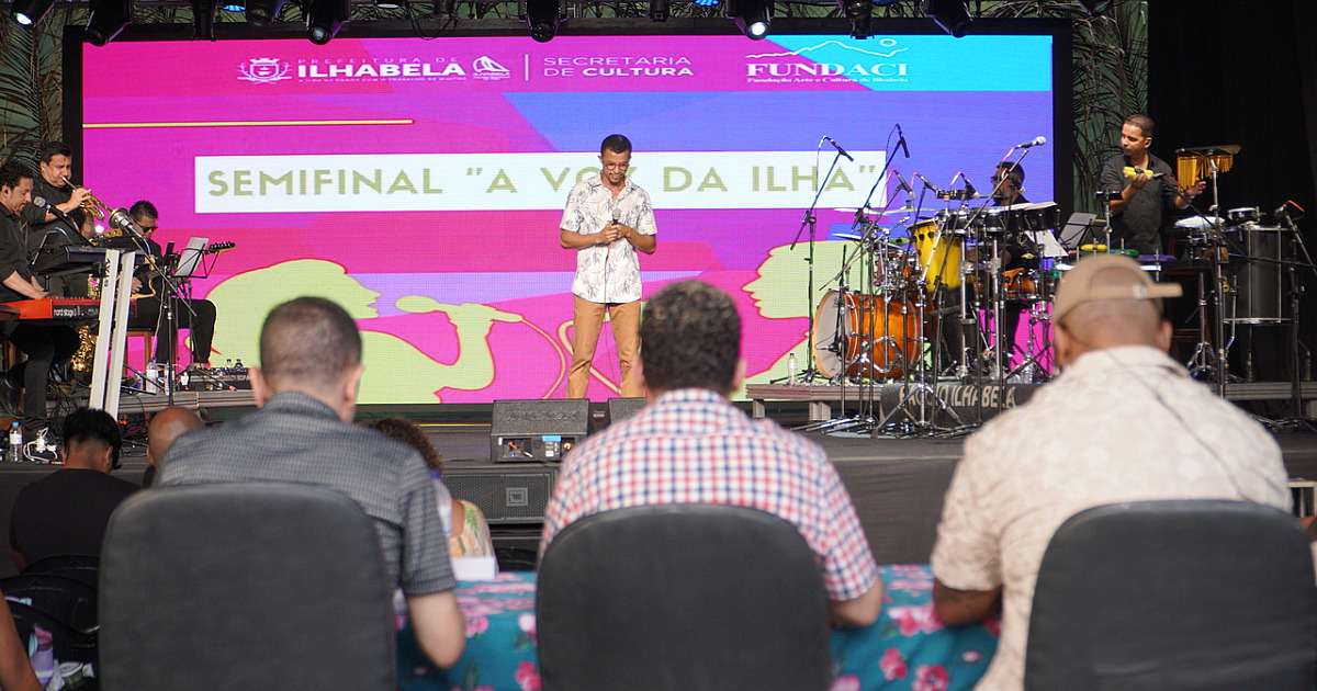 Semifinal do 4º concurso de canto A Voz da Ilha seleciona 18 candidatos para grande final