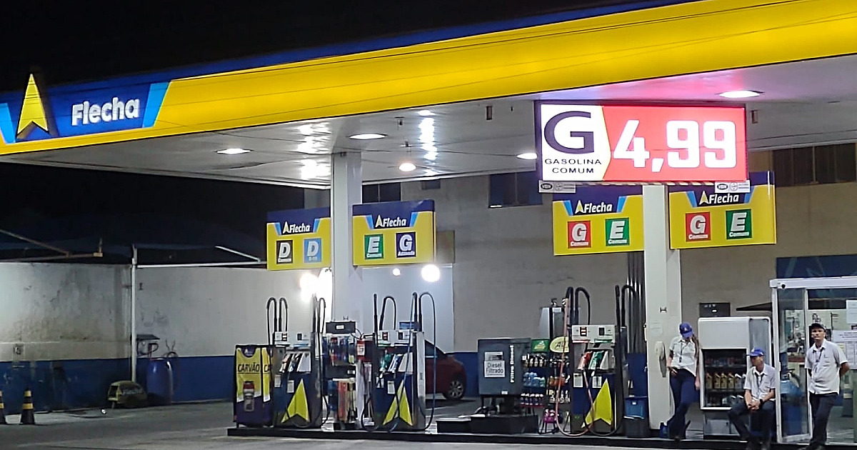 Petrobras anuncia reajuste no preço da gasolina de 7,47% nesta quarta-feira (25)