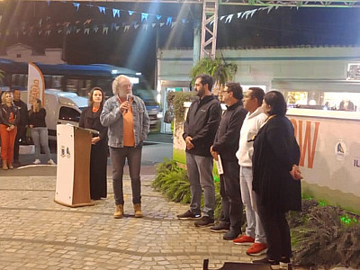 Toninho Colucci abre oficialmente o Boteco do Camarão em Ilhabela