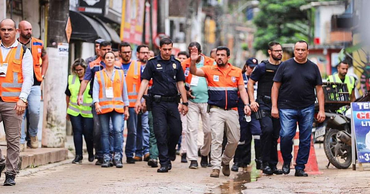 Moradores da Vila Sahy participam de Simulado para saber como agir em emergência com chuvas de verão