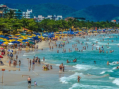 Homem é preso após realizar furtos na areia da Praia Grande em Ubatuba