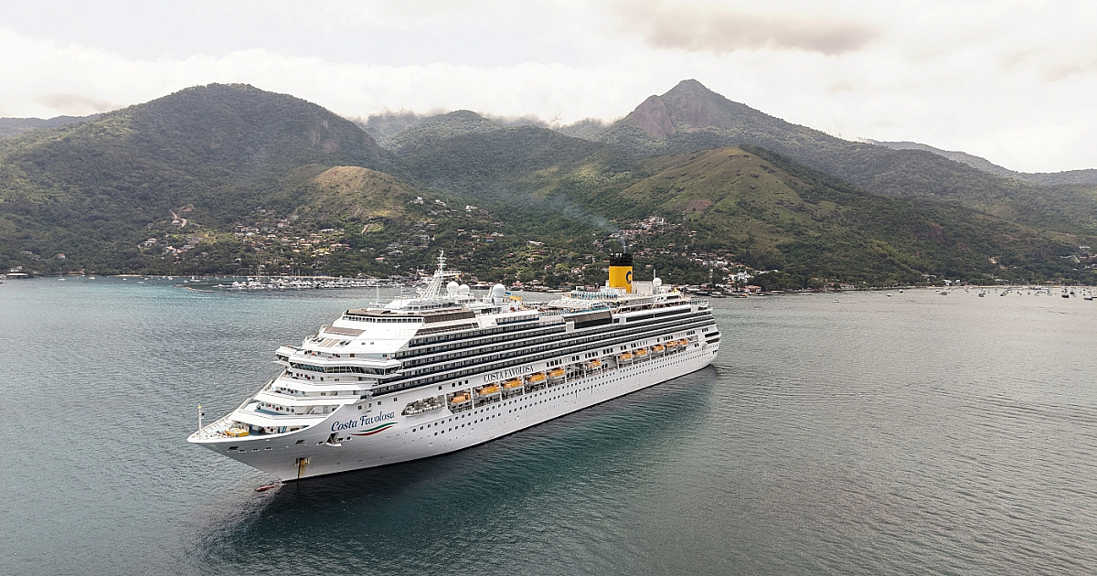 Ilhabela recebe escalas extras do Costa Favolosa e MSC Sinfonia