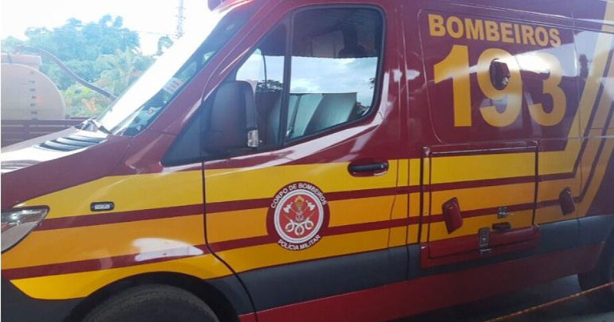 Vans batem de frente e deixam feridos em estado grave em Caraguatatuba