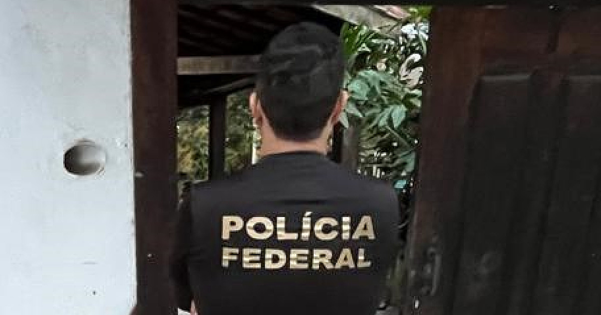 PF faz buscas em operação que apura crimes ambientais no Litoral Norte
