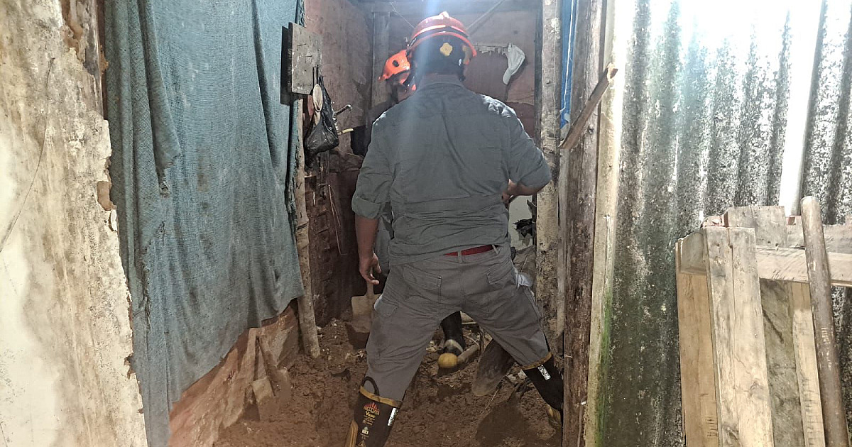 Polícia investiga corpo de mulher enterrado em barraco em Caraguá