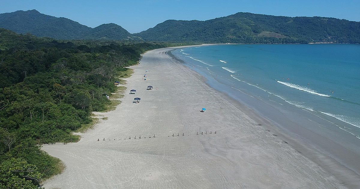 Praia da Fazenda, em Ubatuba, está na lista das 7 melhores praias do Brasil