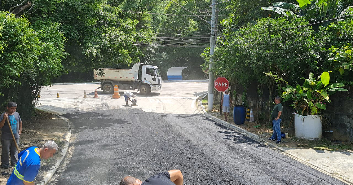 Bairro Toque-Toque-Pequeno passa por serviços de recapeamento asfáltico