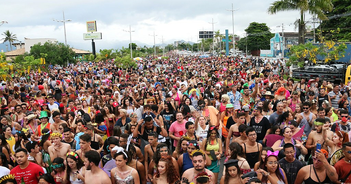 Sete blocos desfilam no sábado de Carnaval em Caraguatatuba no Centro e Massaguaçu