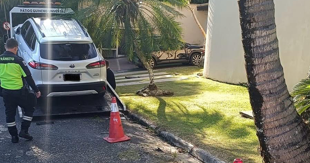 Prefeitura de São Sebastião reforça fiscalização de trânsito e recolhe veículos parados de forma irregular