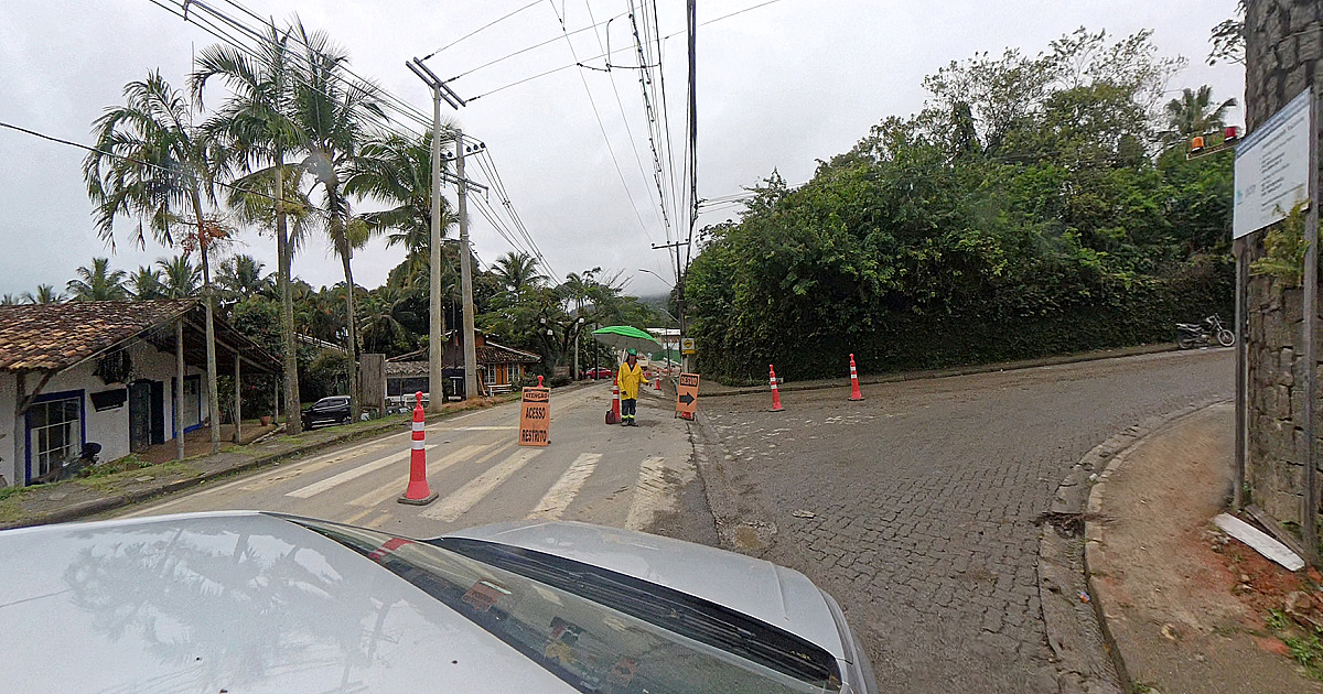 Trânsito no bairro do Bexiga terá alteração temporária devido às obras de saneamento e reurbanização na região sul de Ilhabela