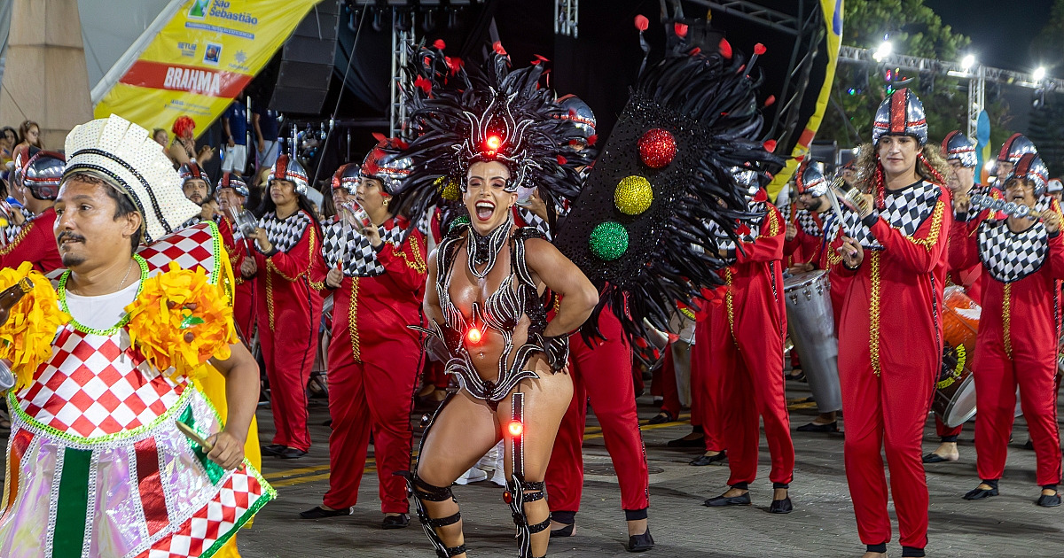 Carnaval 2026 deve movimentar São Sebastião com cerca de 500 mil turistas e alta taxa de ocupação hoteleira